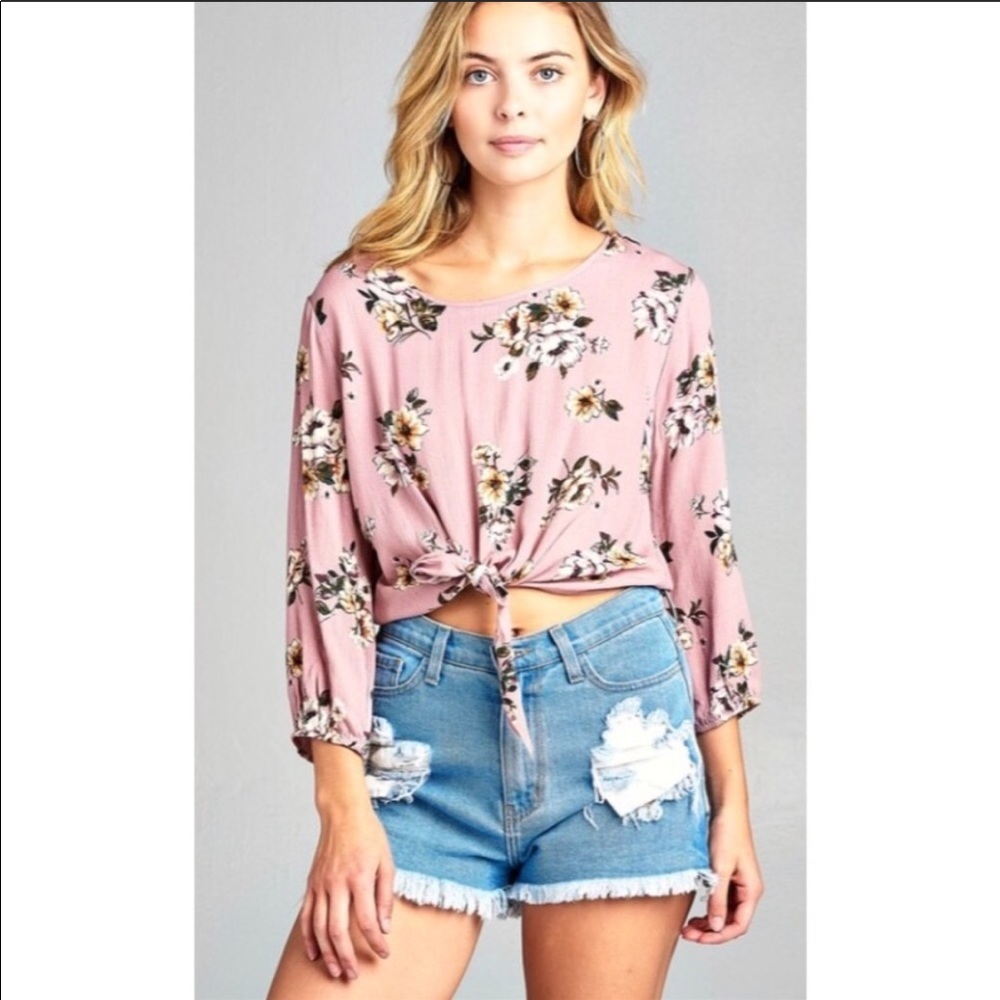 •Floral Tie Top•